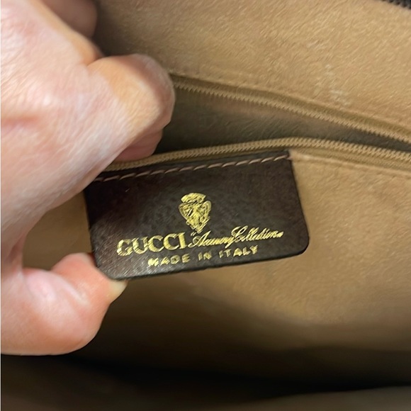 Gucci GG Supreme Monogram Web Tote - Picture 15 of 17